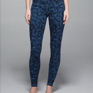 Lululemon Full length Wunder Under leggings